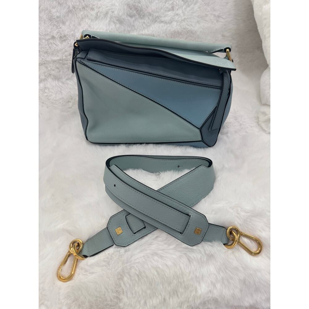 Loewe Puzzle Bag in Classic Calfskin – Blue